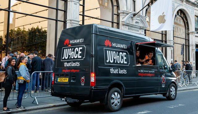 Lol, Huawei trolled Apple at iPhone launch huawei troll apple at iphone launch