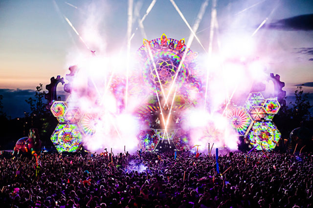 elrow Town London will take place Saturday 17th August 2019 at Trent Park