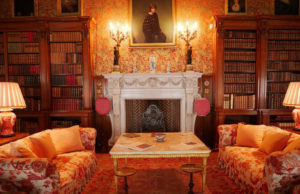 Go Royal: Using Wood Furniture to Give Your Home a Regal Look giving your home the regal look - 1