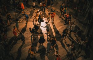 5 fab activities to spice up your autumn People dancing