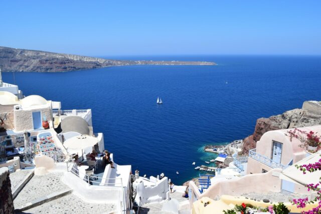 5 Travel Tips You Need To Know Before Visiting Greece