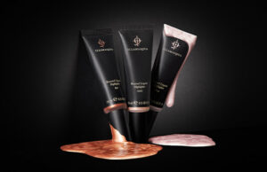 Cop this: Illamasqua’s NEW Beyond Liquid Highlighter + Receive a FREE Highlighter Buffing Brush Illamasqua beyond liquid