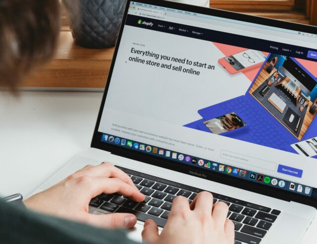 Shopify: Ultimate Guide for New Online Stores The journey of starting a new online business