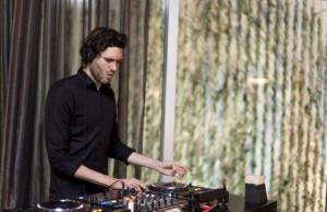 Producer and DJ FLEIV releases latest single ‘Cover It Up’ DJ FLEIV