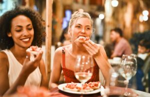 Delicious Dining: How To Create The Ultimate Birthday Dinner