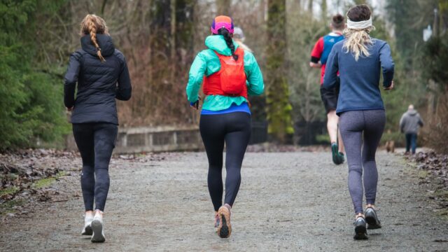 The Best Clothing Choices for Women Who Want to Be Comfortable on Runs The Best Clothing Choices for Women Who Want to Be Comfortable on Runs