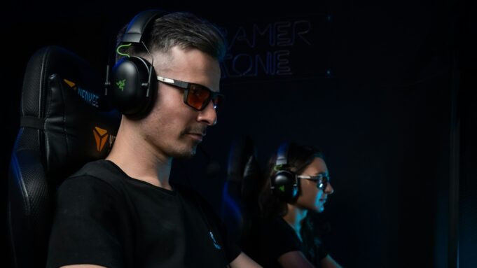 Why Every Friendship Group Has That One Person Who Thinks They Know Gaming Better Than Everyone Else