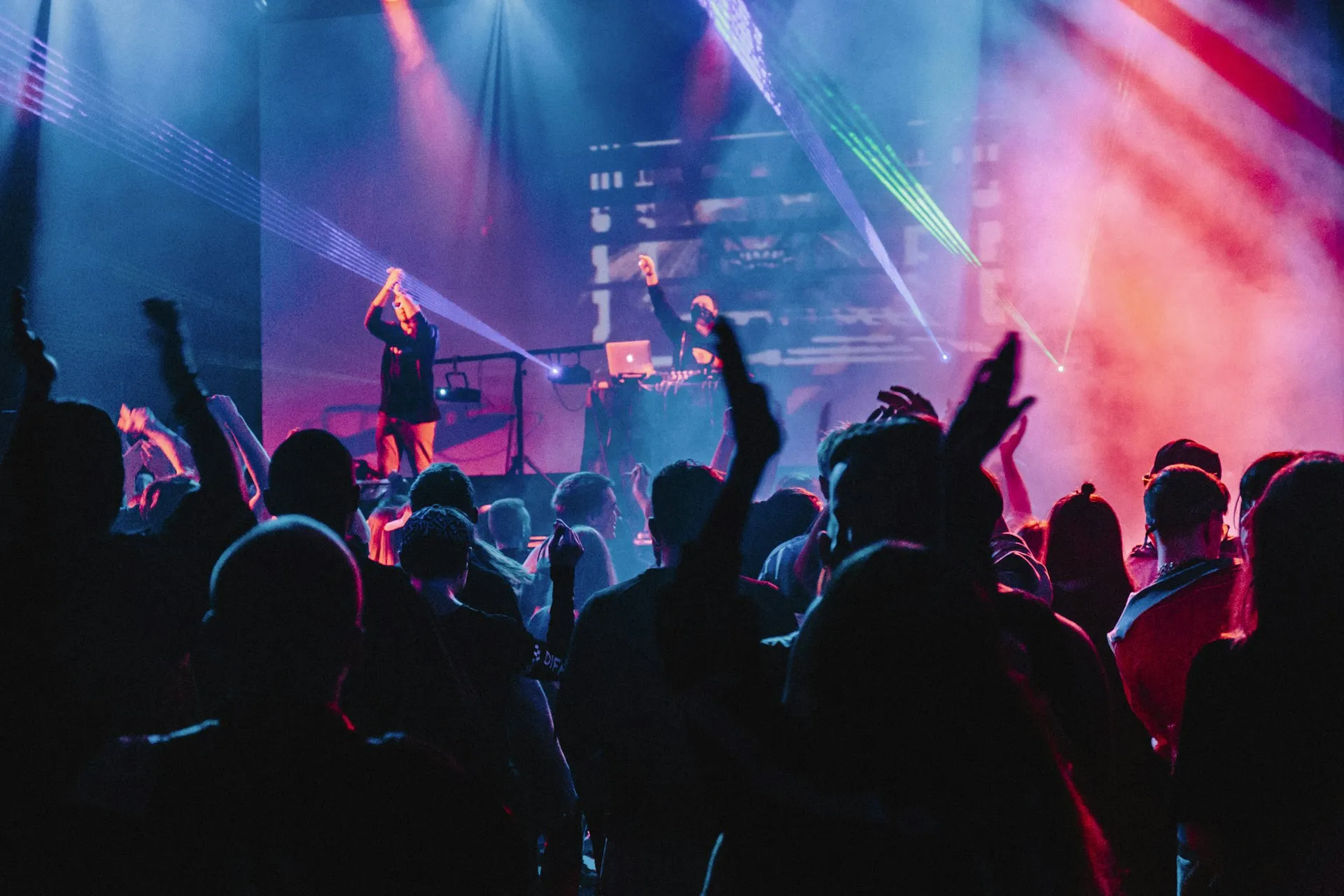 The London Cabaret Club Presents: London Never Dies