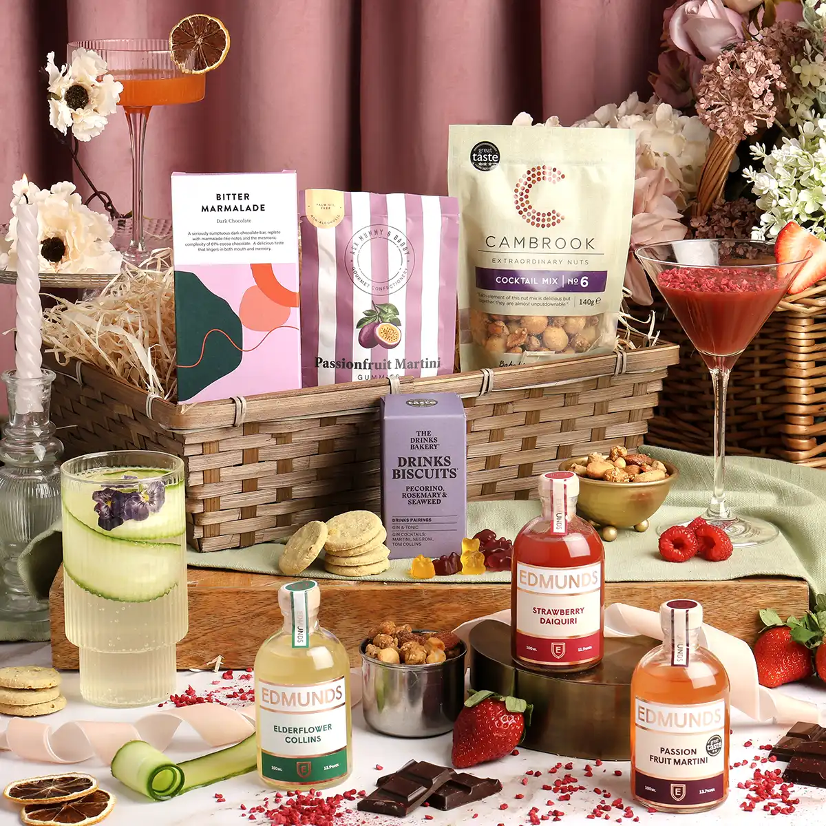 Luxury cocktail hamper from hampers.com