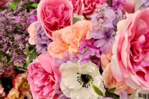 Why Growing Your Own Flowers Is the Ultimate Summer Reset