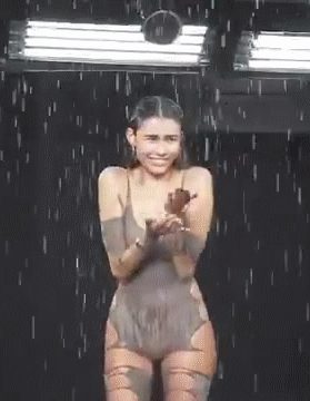 Madison Beer Hot and Wet Shoot
