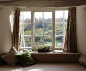 What Window Dressing Should You Have In Each Room?